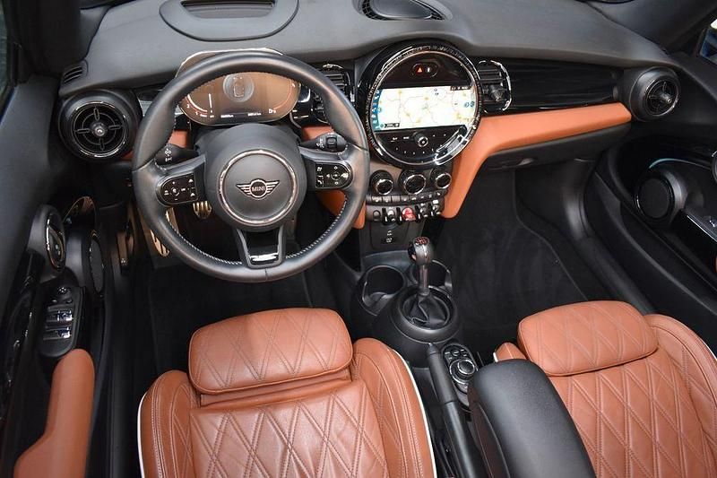 Gebraucht Mini John Cooper Works Cabriolet 231 PS (169 kW) 2021 Grün Cabrio