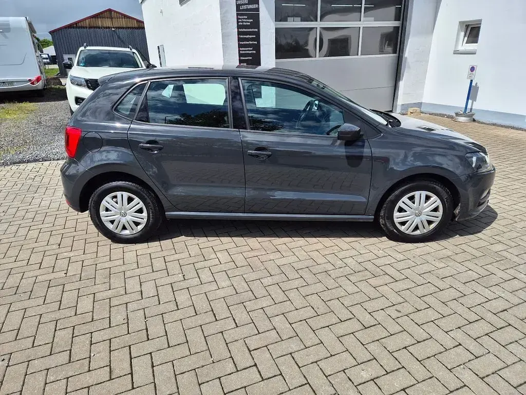 Occasion VW Polo Trendline 60 ch (44 kW) 2016 Gris Berline