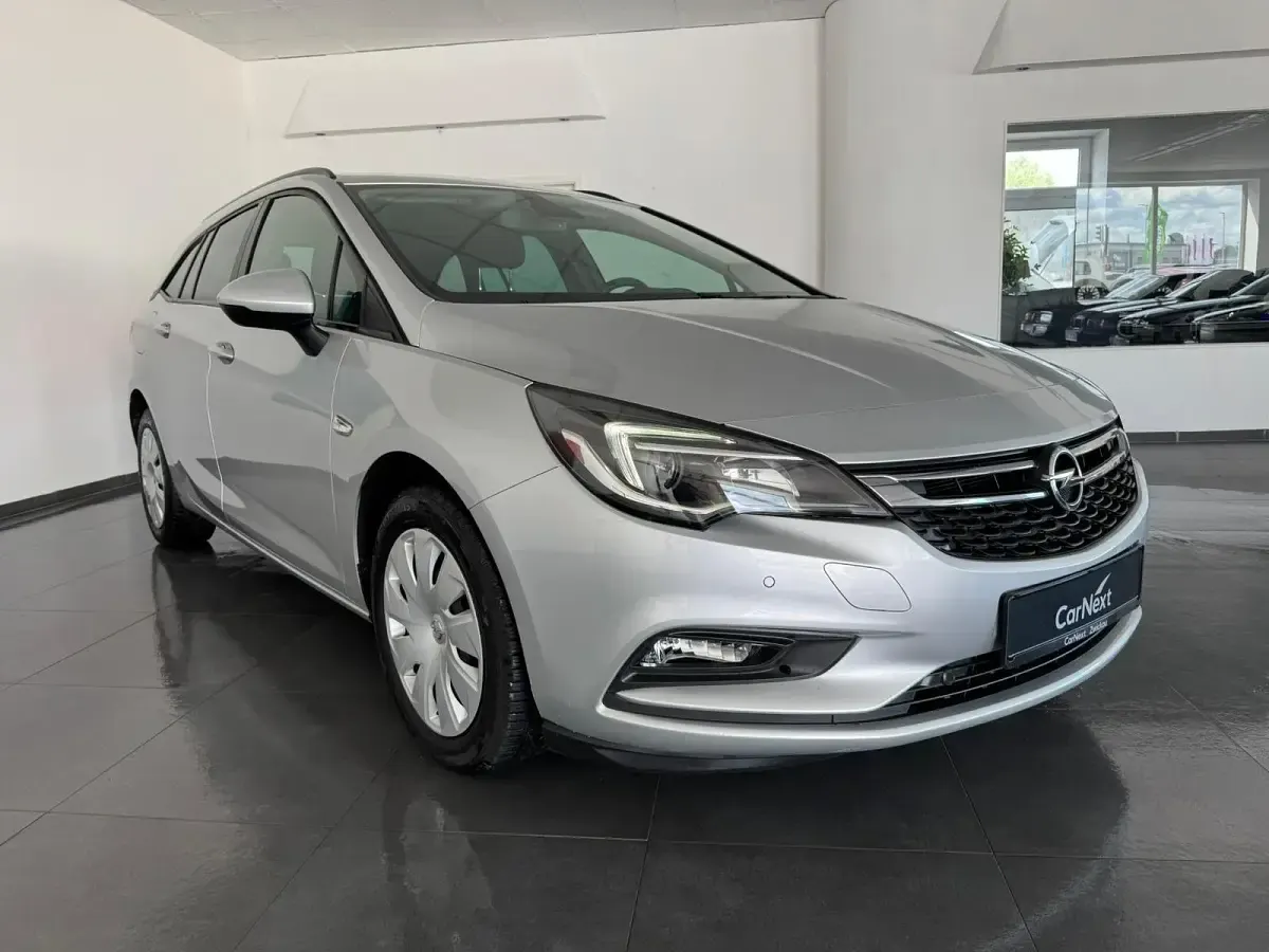 Gebraucht Opel Astra Business 105 PS (77 kW) 2019 Silber Kombi
