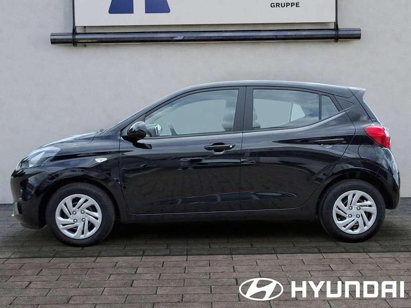 Neu Hyundai i10 Select 63 PS (46 kW) 2025 Phantom black Kleinwagen