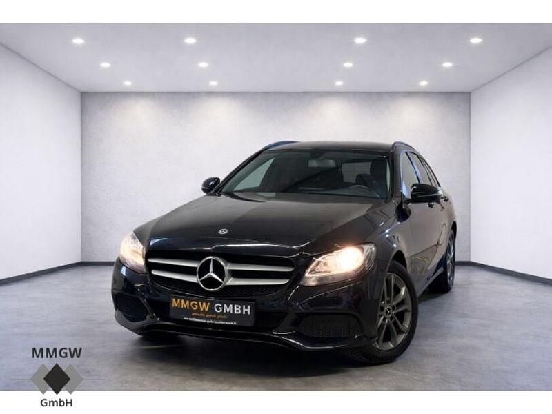 Gebraucht Mercedes C200 240 PS (176 kW) 2018 Schwarz Kombi