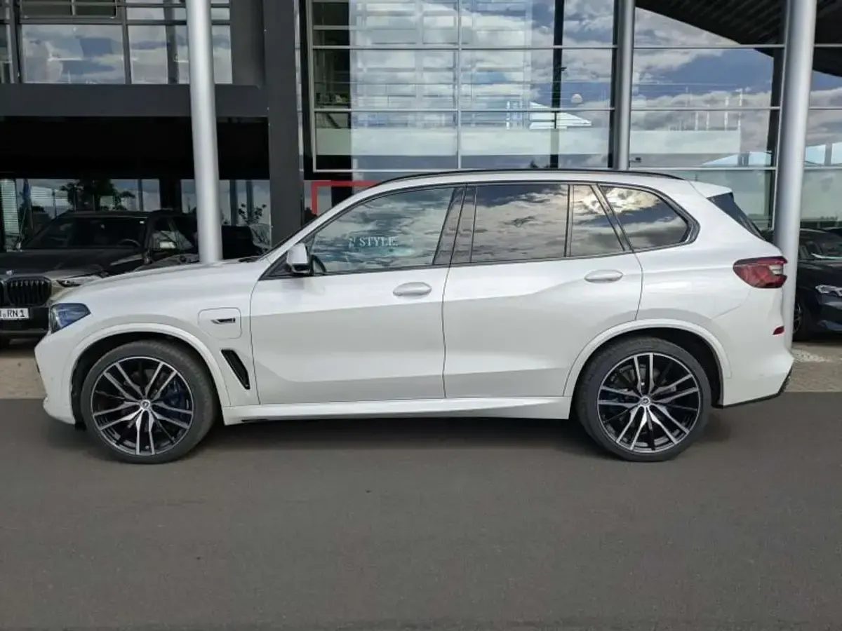 Gebraucht BMW X5 iPerformance 394 PS (289 kW) 2023 Weiß SUV