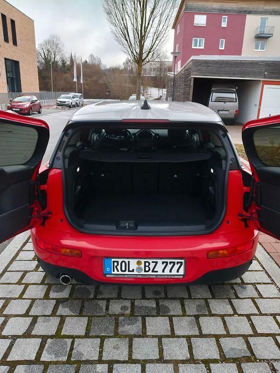 Gebraucht Mini Cooper Clubman Essential 136 PS (100 kW) 2022 Rot Kombi