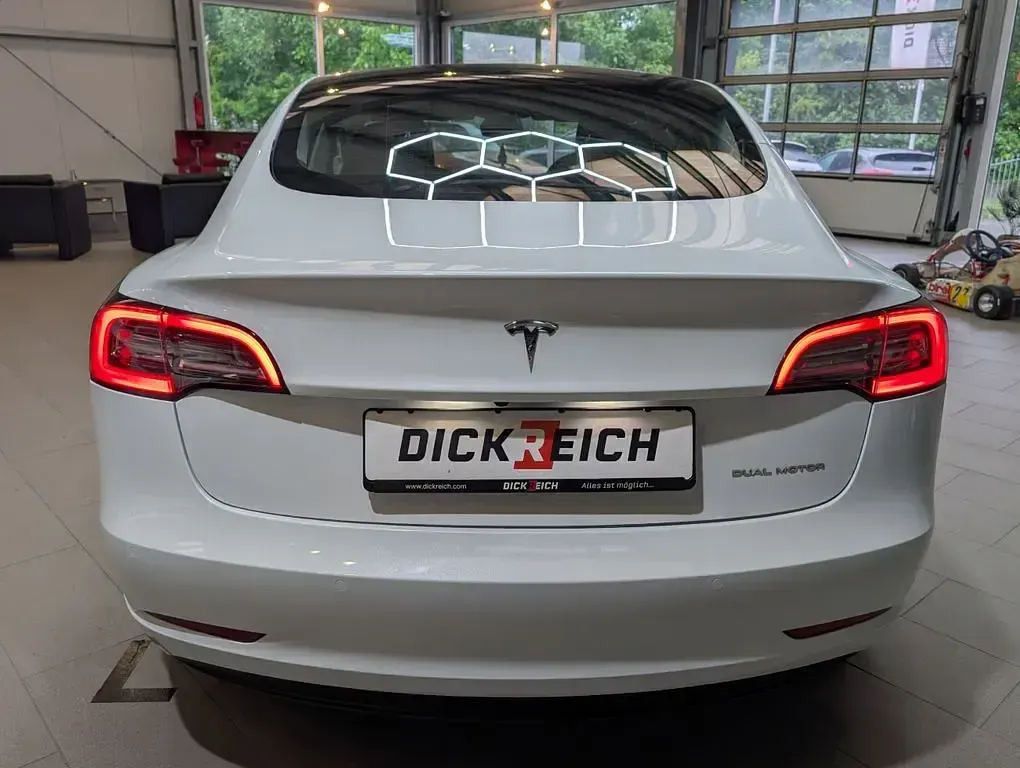 Gebraucht Tesla Model 3 366 kW (498 PS) 2021 Weiß Limousine