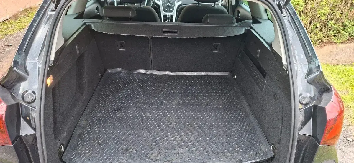 Occasion Opel Astra Eco 110 ch (80 kW) 2013 Noir Break