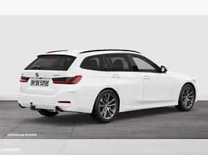 Nowe BMW 330e 184 KM (135 kW) 2026 Biały Kombi