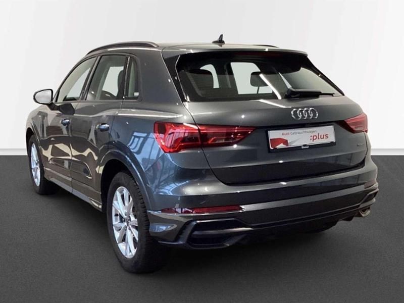Gebraucht Audi Q3 S-Line 190 PS (139 kW) 2022 Grau SUV