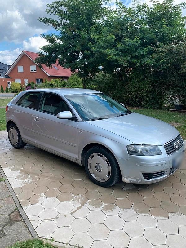 Gebraucht Audi A3 102 PS (75 kW) 2004 Silber Kleinwagen