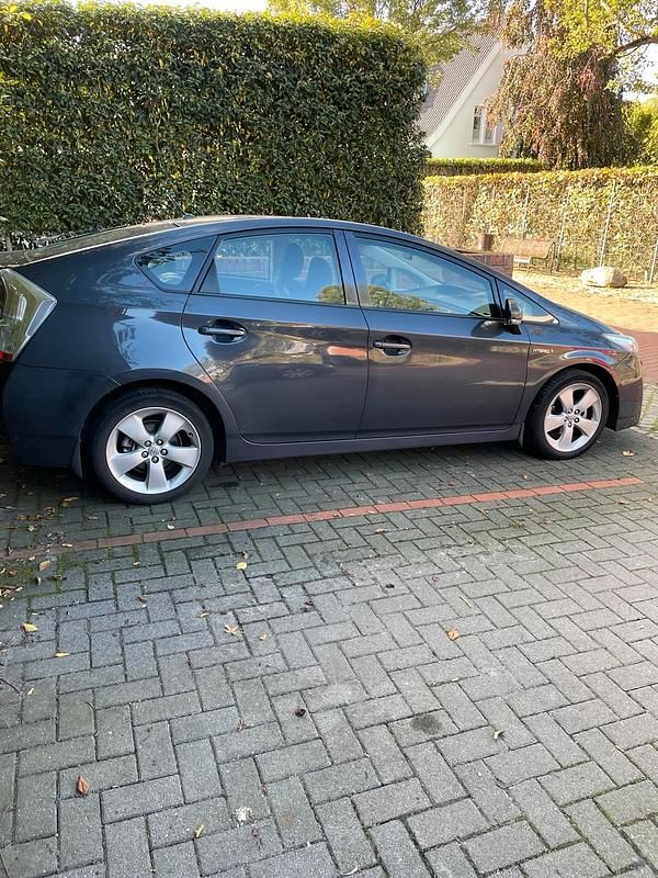 Grau Gebraucht 2009 Toyota Prius Kleinwagen | 5.500 € (Superpreis) - Bild 1/4