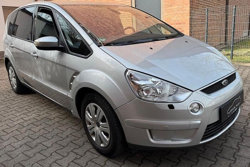 Gebraucht Ford S-MAX Trend 131 PS (96 kW) 2007 Silber Van / Kleinbus