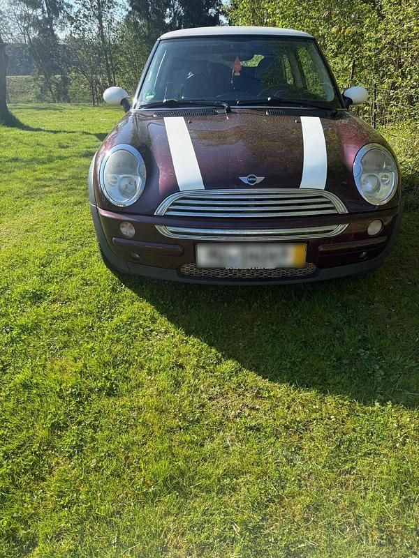 Second-hand Mini Cooper 116 CP (85 kW) 2002 Roșu Hatchback