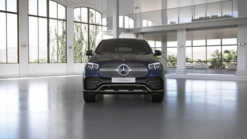 Blau Gebraucht 2022 Mercedes GLE400 AMG Limousine | 65.800 € (Superpreis) - Bild 1/4