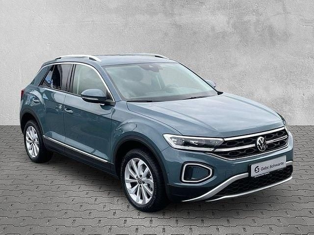Gebraucht VW T-Roc Style 150 PS (110 kW) 2024 Blau SUV