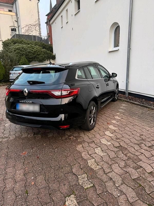 Gebraucht Renault Mégane IV 110 PS (80 kW) 2018 Schwarz Limousine
