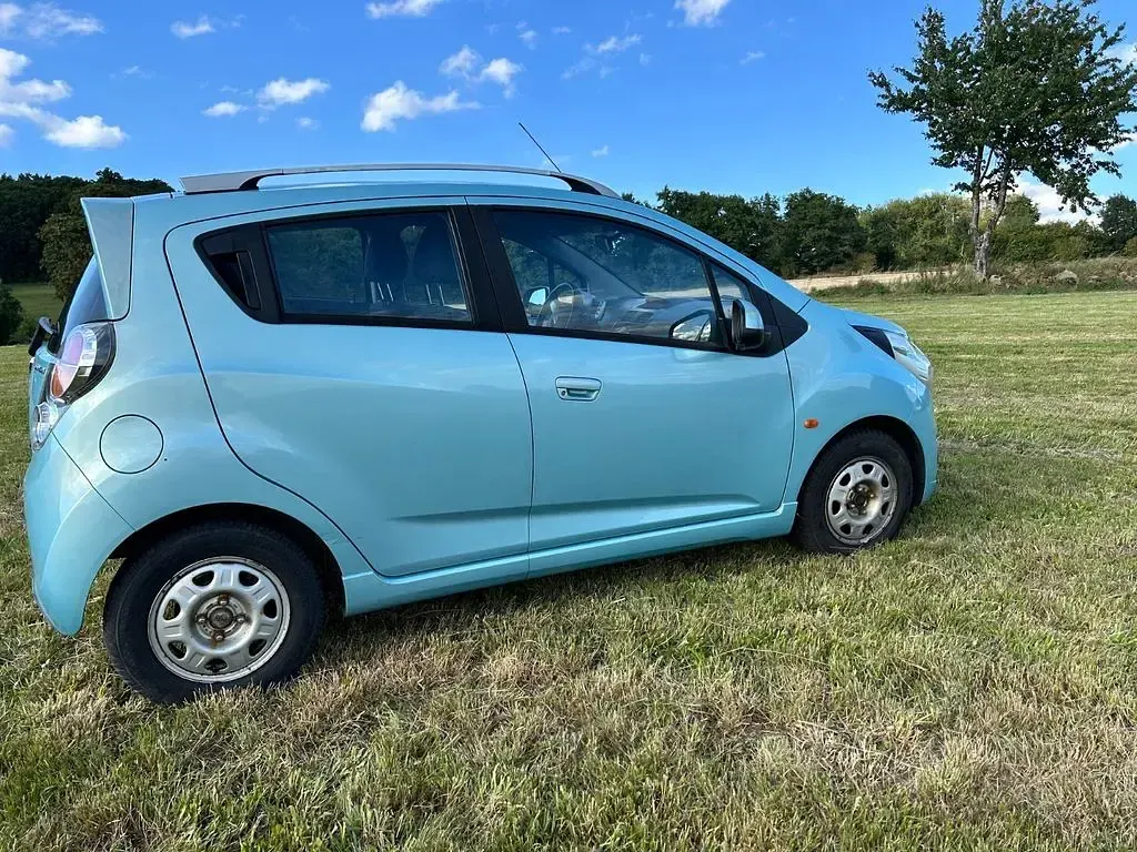 Gebraucht Chevrolet Spark LS 82 PS (60 kW) 2010 Blau Kleinwagen