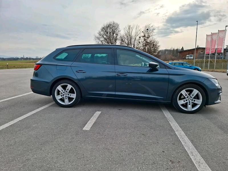 Gebraucht Seat Leon 150 PS (110 kW) 2019 Grau Kombi