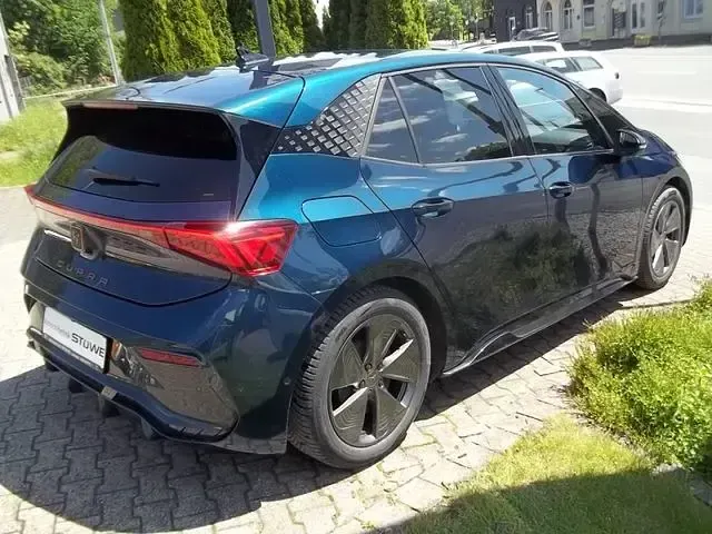 Gebraucht Cupra Born 150 kW (204 PS) 2022 Blau Kleinwagen