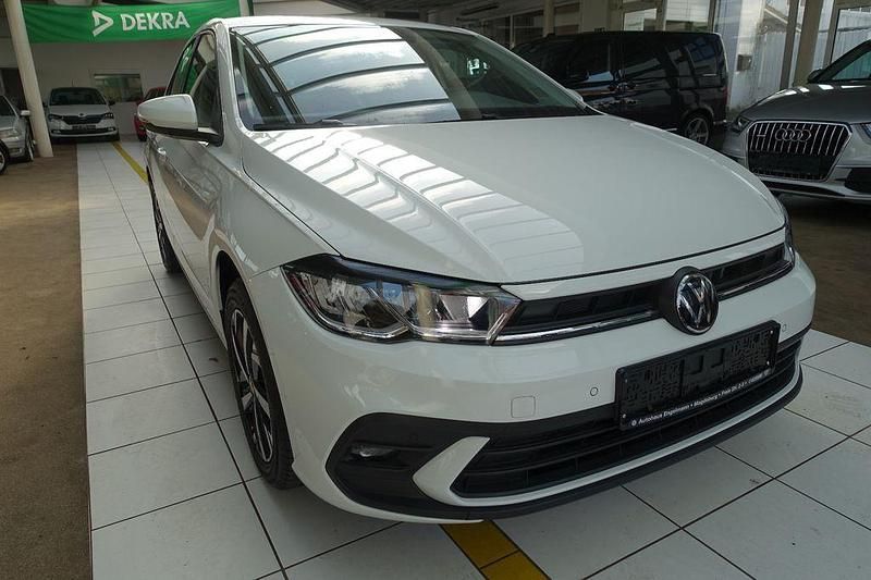 Gebraucht VW Polo Move 116 PS (85 kW) 2024 Weiß Kleinwagen