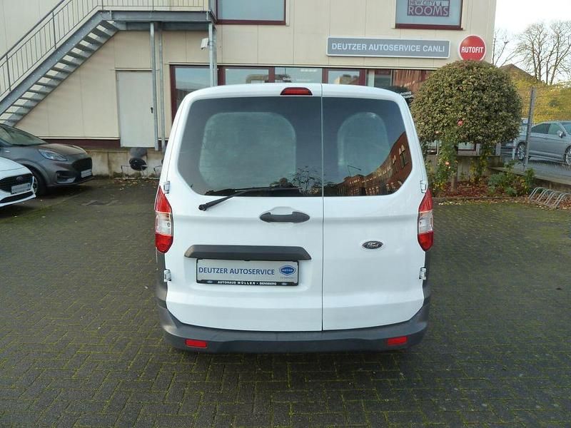 Gebraucht Ford Transit Trend 101 PS (74 kW) 2021 Weiß Van / Kleinbus