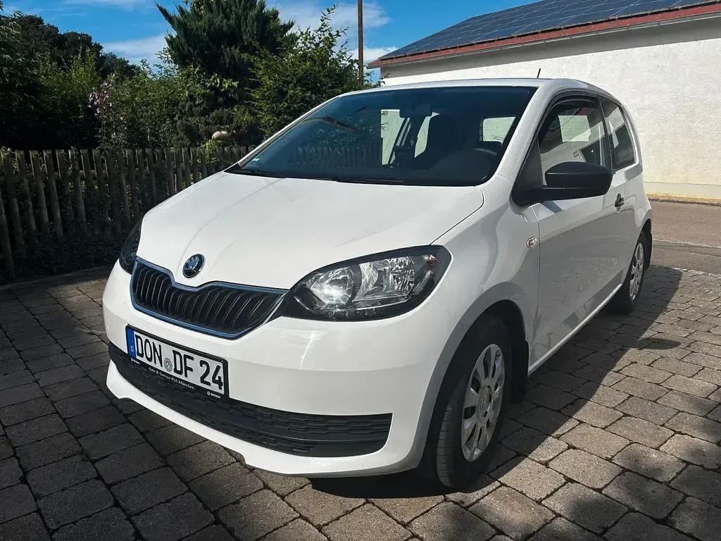 Gebraucht Skoda Citigo Active 60 PS (44 kW) 2019 Weiß Kleinwagen