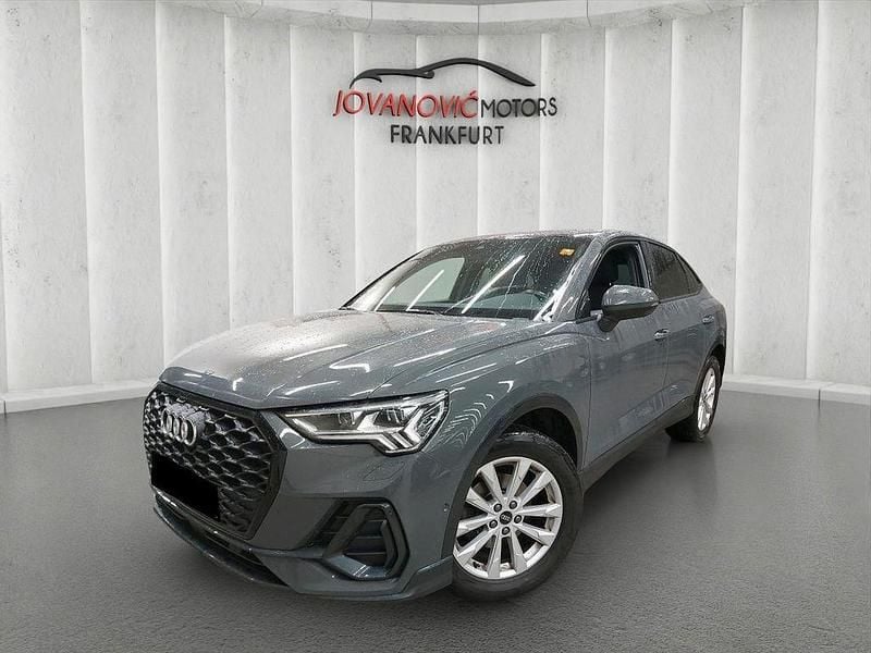 Grau Gebraucht 2020 Audi Q3 Performance SUV | 28.250 € - Bild 1/4