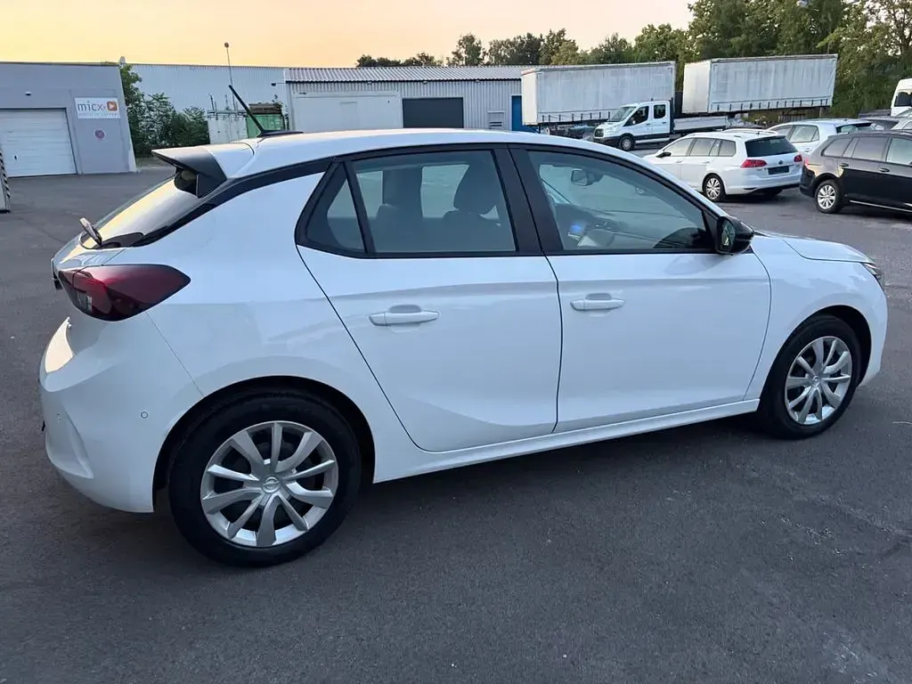 Gebraucht Opel Corsa 75 PS (55 kW) 2024 Weiß Kleinwagen