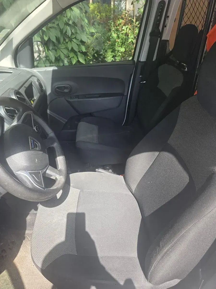 Gebraucht Dacia Dokker Essentiel 107 PS (78 kW) 2019 Weiß Van / Kleinbus