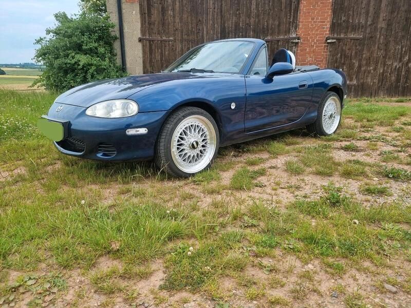 Blau Gebraucht 2002 Mazda MX5 Cabrio | 6.500 € (Etwas zu teuer) - Bild 1/4