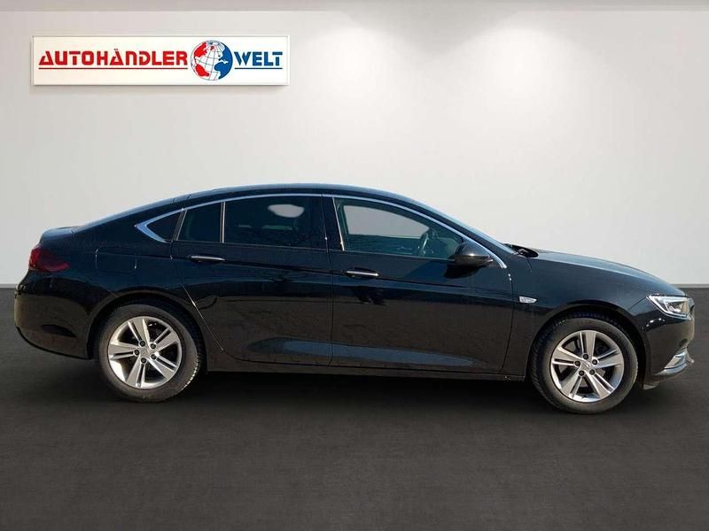 Gebraucht Opel Insignia Innovation 170 PS (125 kW) 2017 Schwarz Limousine