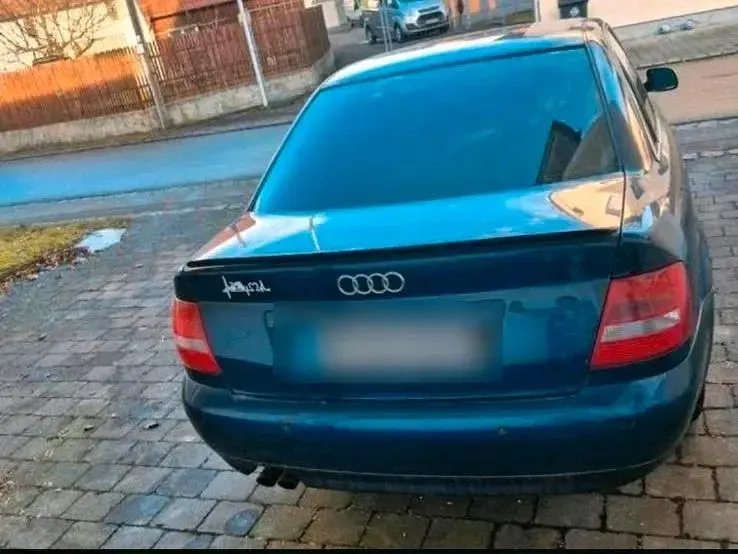 Gebraucht Audi A4 1999 Blau Limousine