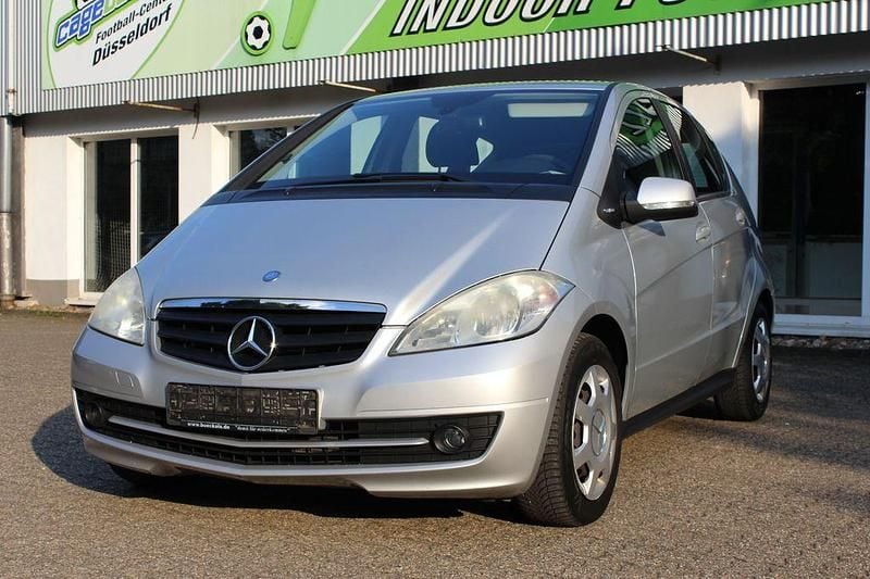 Gebraucht Mercedes A150 95 PS (69 kW) 2009 Silber Limousine