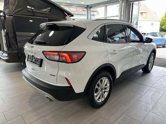 Gebraucht Ford Kuga Titanium 224 PS (164 kW) 2022 Weiß SUV