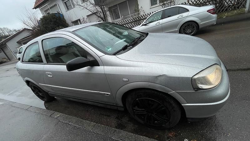 Gebraucht Opel Astra 106 PS (77 kW) 1999 Silber Kleinwagen