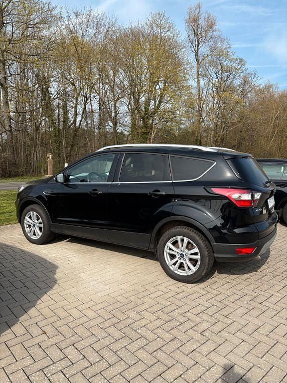 Gebraucht Ford Kuga Cool & Connect 150 PS (110 kW) 2020 Iridiumschwarz SUV