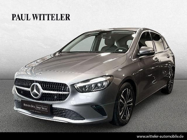 Lack mountaingrau Gebraucht 2024 Mercedes B180 Progressive Van / Kleinbus | 32.480 € (Etwas zu teuer) - Bild 1/4