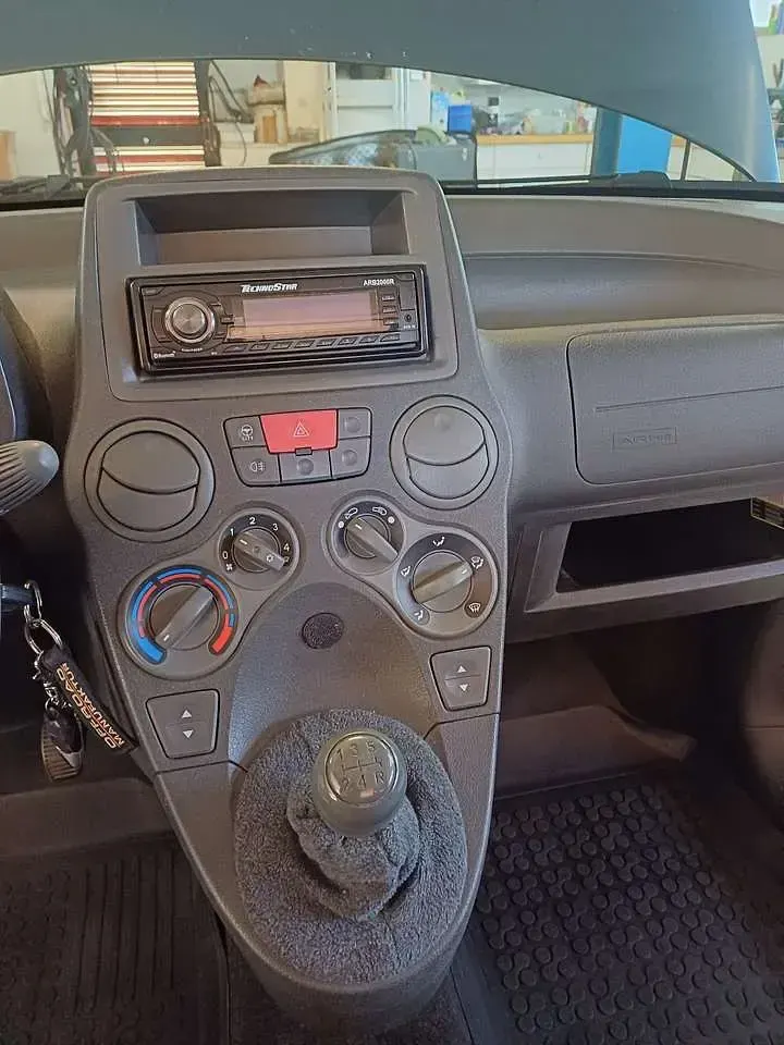 Gebraucht Fiat Panda 4x4 69 PS (50 kW) 2011 Blau Kleinwagen