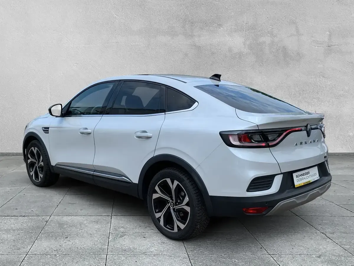 Gebraucht Renault Arkana Techno 145 PS (106 kW) 2024 Weiß SUV
