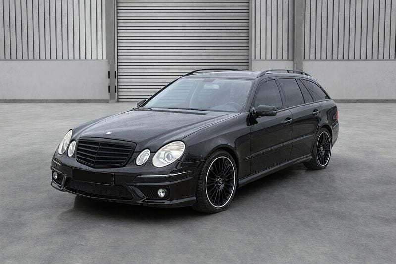 Gebraucht Mercedes E500 AMG 387 PS (284 kW) 2007 Schwarz Kombi