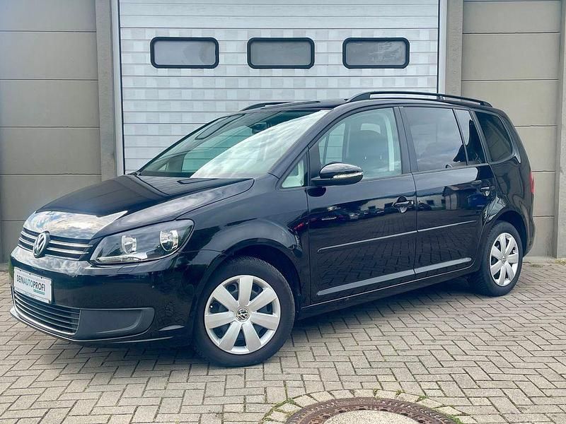 Schwarz Gebraucht 2014 VW Touran Van / Kleinbus | 13.900 € (Etwas zu teuer) - Bild 1/4