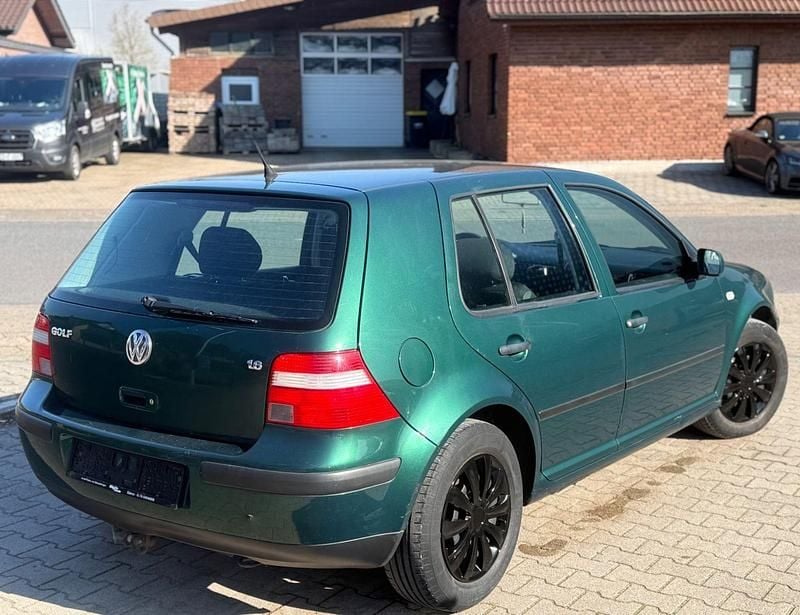 Gebraucht VW Golf IV 102 PS (75 kW) 2002 Grün Limousine