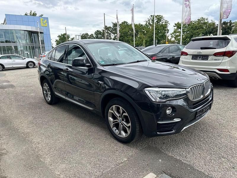 Grau Gebraucht 2017 BMW X4 xLine SUV | 21.799 € (Fairer Preis) - Bild 1/4