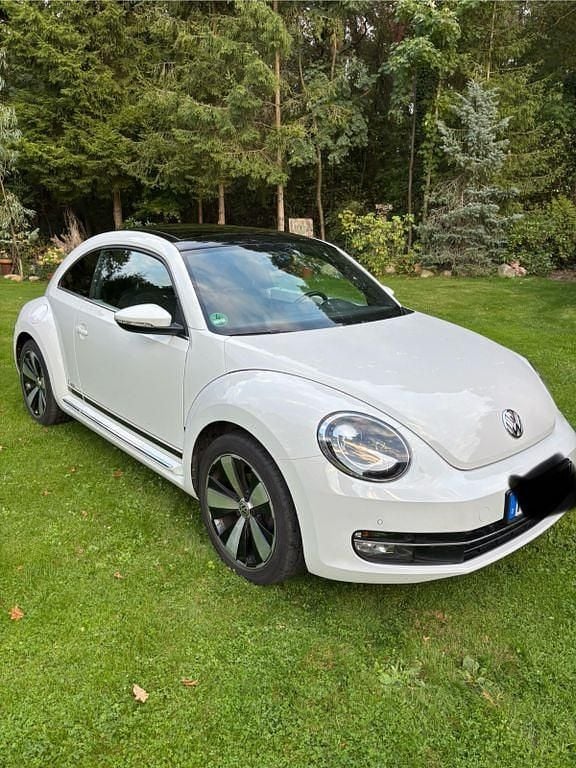 Weiß Gebraucht 2015 VW Beetle Cup Limousine | 11.900 € (Guter Preis) - Bild 1/4