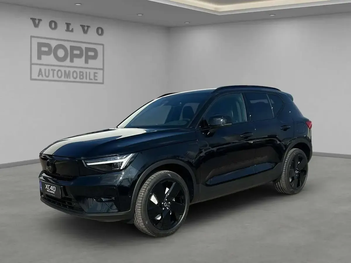 Neu Volvo EX40 Plus 185 kW (252 PS) 2026 Onyx black SUV