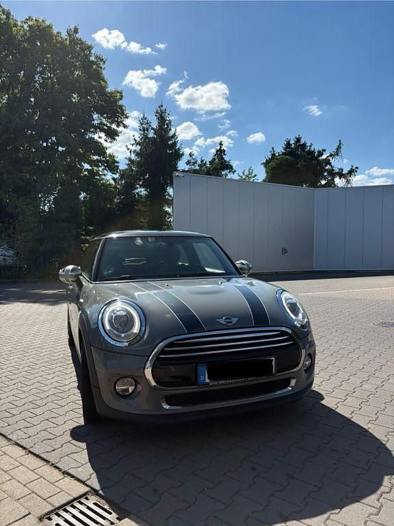 Grau Gebraucht 2015 Mini Cooper Kleinwagen | 11.000 € (Fairer Preis) - Bild 1/4
