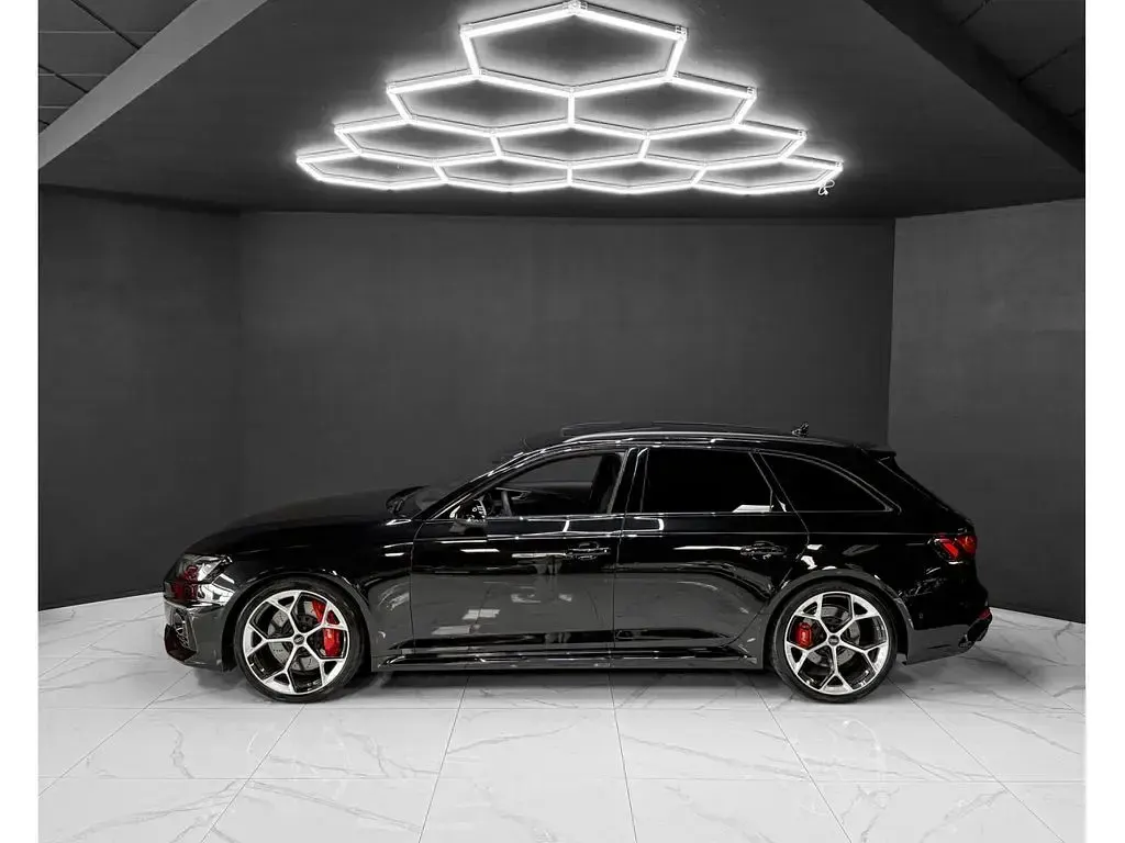 Gebraucht Audi RS4 Competition 450 PS (330 kW) 2024 Schwarz Kombi