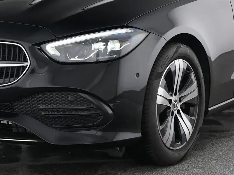 Usata Mercedes C180 Advanced 170 CV (125 kW) 2025 Nero Station wagon