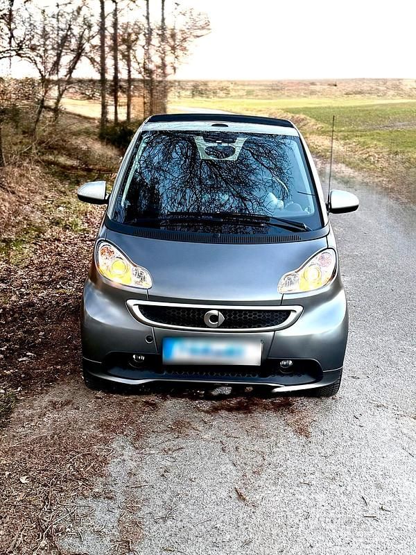 Gebraucht Smart ForTwo Cabrio 62 PS (45 kW) 2012 Braun Cabrio