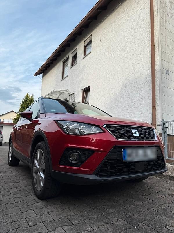 Rot Gebraucht 2018 Seat Arona XCELLENCE SUV | 16.000 € (Fairer Preis) - Bild 1/4