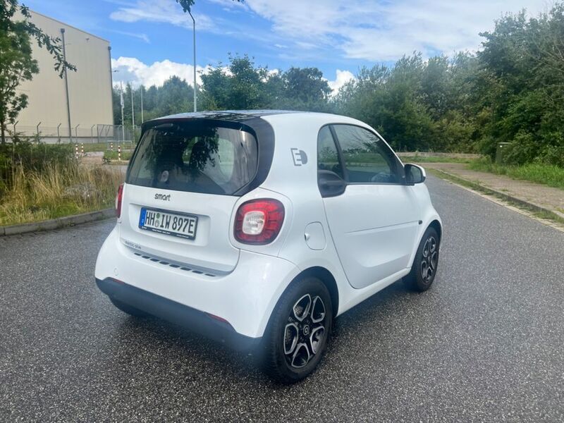 Gebraucht Smart ForTwo Electric Drive 60 kW (82 PS) 2017 Weiß Coupé
