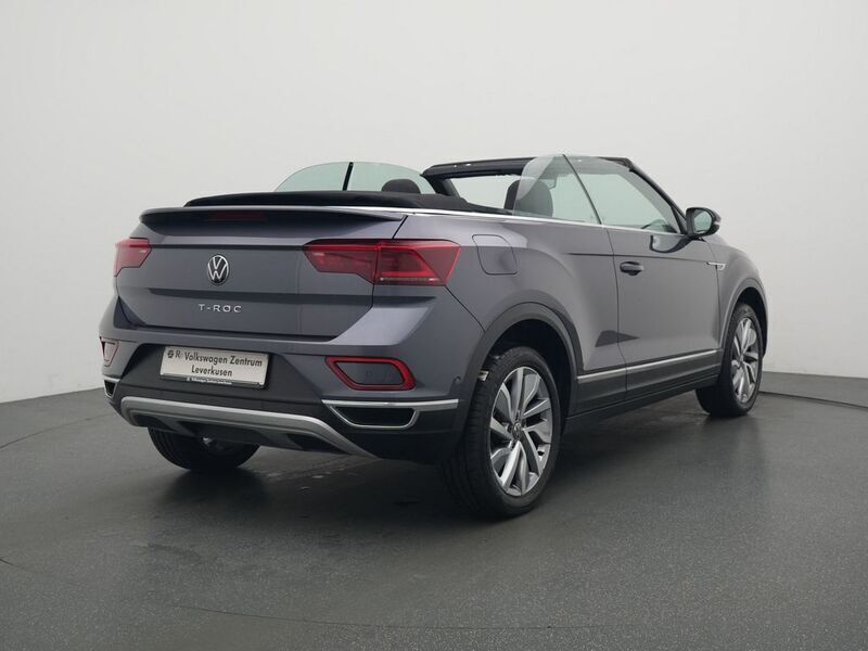 Gebraucht VW T-Roc Cabriolet Move 150 PS (110 kW) 2023 Rauch grau Cabrio
